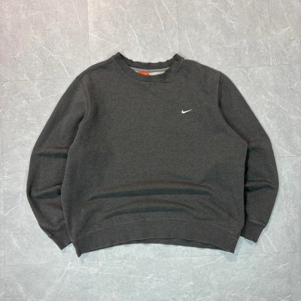 Y2K Grey Nike crewneck -Size xl